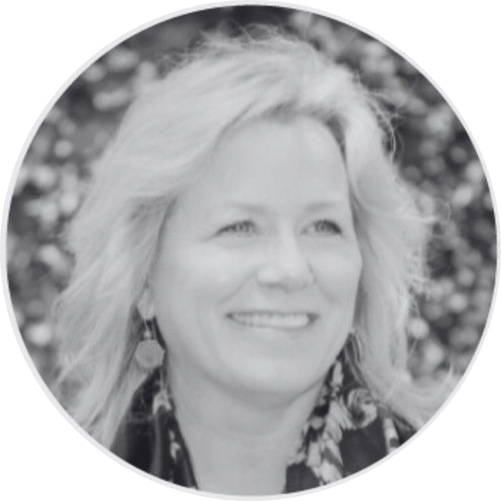 Headshot of Lisa Lewers